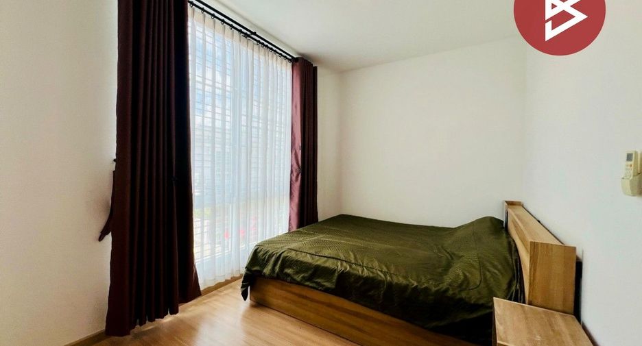 For sale 4 bedrooms townhouse in Mueang Samut Prakan, Samut Prakan