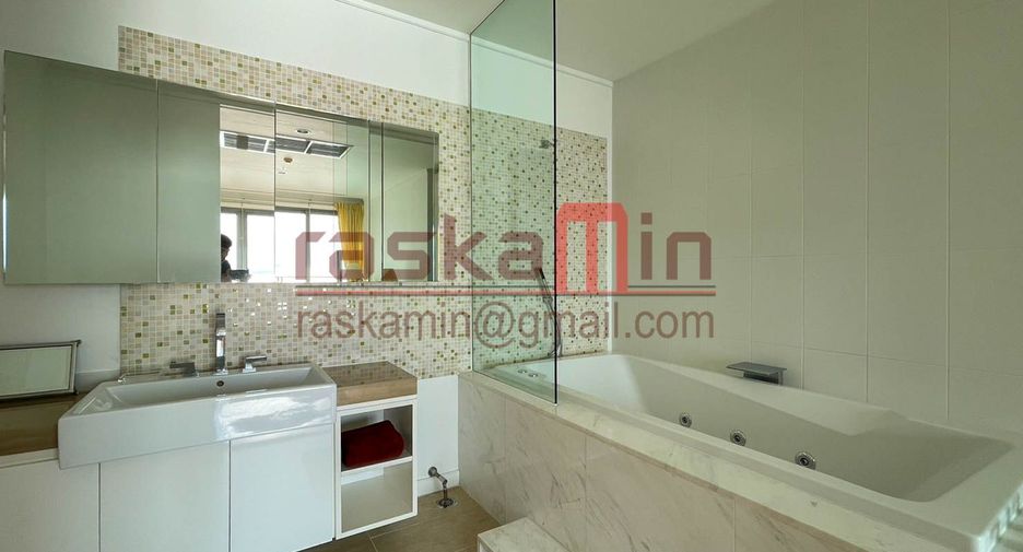For sale 2 ベッドルーム condo in North Pattaya, Pattaya