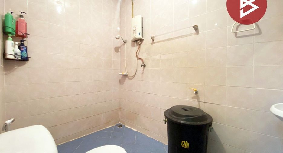 For sale 2 bedrooms townhouse in Si Racha, Chonburi