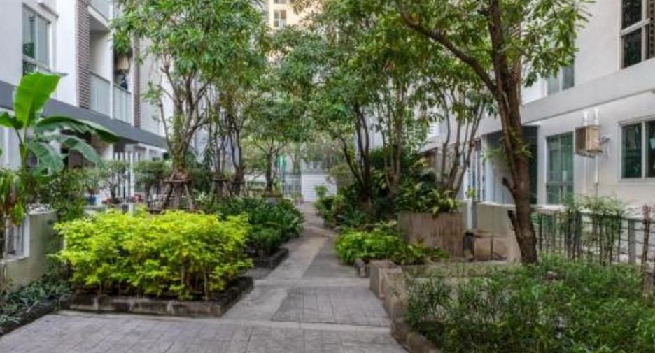 For sale 1 bed condo in Ratchathewi, Bangkok