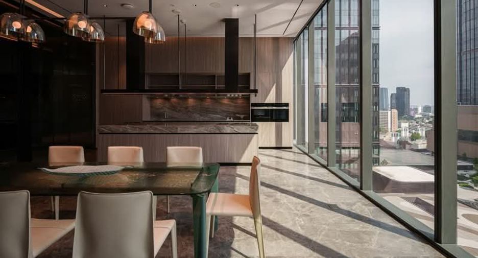 For rent 2 bedrooms condo in Sathon, Bangkok