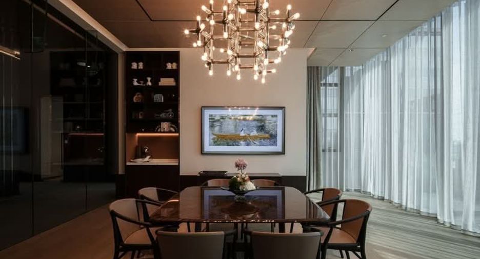 For rent 2 bedrooms condo in Sathon, Bangkok