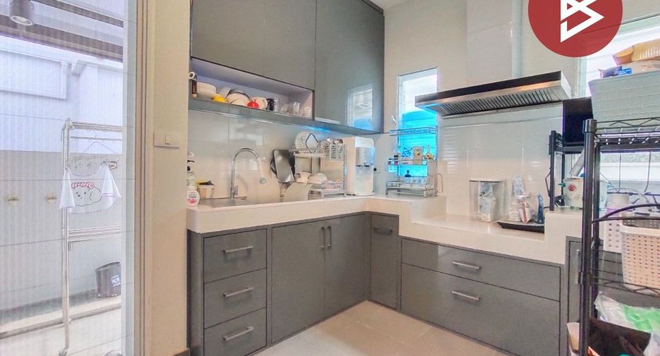Casa en venta de 4 habitaciones en Bang Yai, Nonthaburi