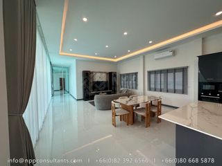 For sale 4 bedrooms house in Hua Hin, Prachuap Khiri Khan