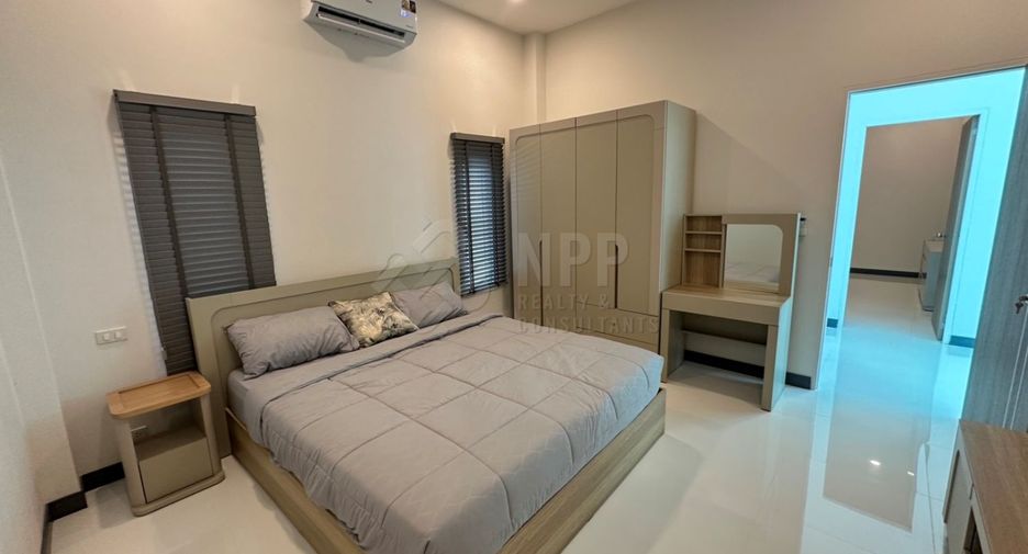 For sale 4 bedrooms house in Hua Hin, Prachuap Khiri Khan