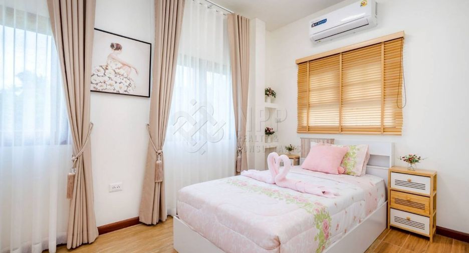 For sale 3 bedrooms house in Cha Am, Phetchaburi