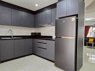 For rent 4 bedrooms townhouse in Bang Lamung, Chonburi