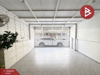 Casa adosada en venta de 3 habitaciones en Bang Phli, Samut Prakan