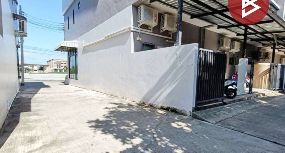 Gewerbefläche zum Kauf mit 5 Zimmer in Mueang Samut Songkhram, Samut Songkhram