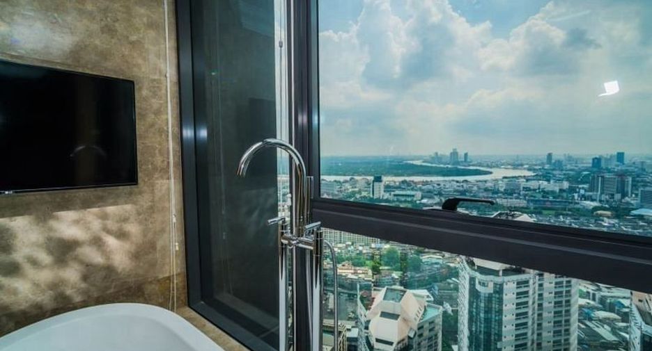 For rent and for sale 3 bedrooms condo in Khlong Toei, Bangkok