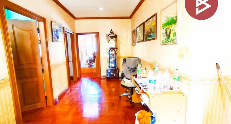 For sale 10 bedrooms house in Bang Khun Thian, Bangkok