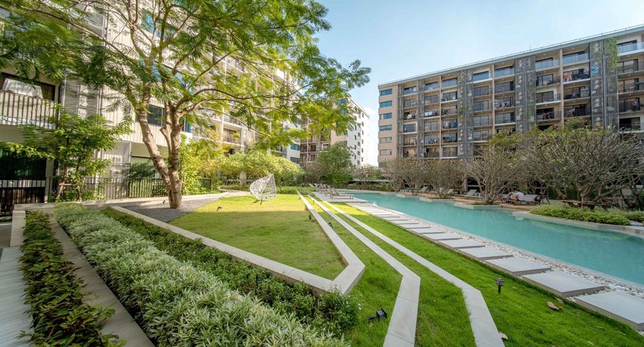 For rent and for sale 2 bedrooms condo in Sathon, Bangkok