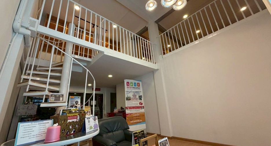 For rent retail Space in Sathon, Bangkok