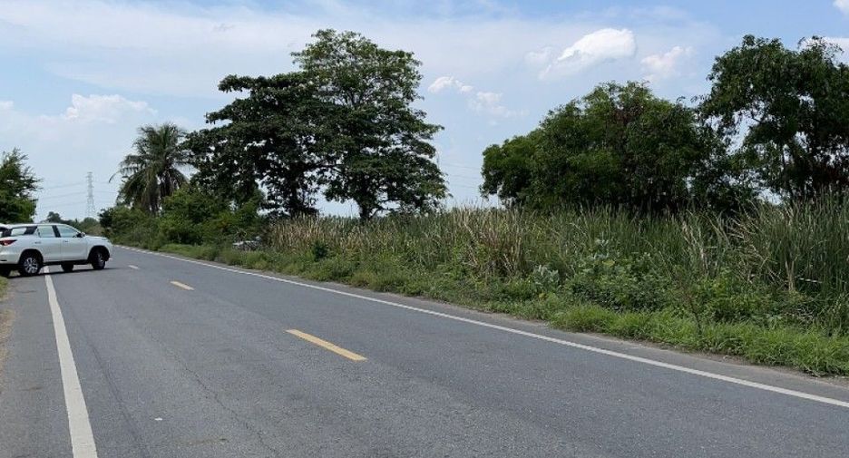 For sale land in Bang Nam Priao, Chachoengsao
