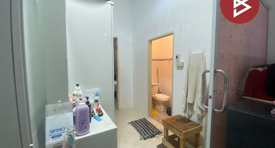 Reihenhaus zum Kauf mit 3 Zimmer in Mueang Suphanburi, Suphan Buri