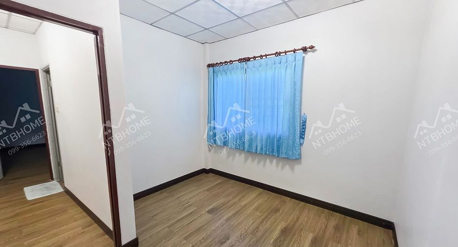 For sale 3 bedrooms townhouse in Bang Bua Thong, Nonthaburi