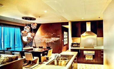 Condo en alquiler y en venta de 3 habitaciones en Khlong Toei, Bangkok