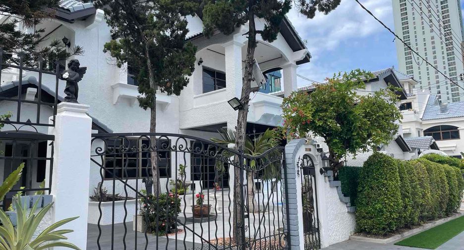 Casa en alquiler de 3 habitaciones en Jomtien, Pattaya