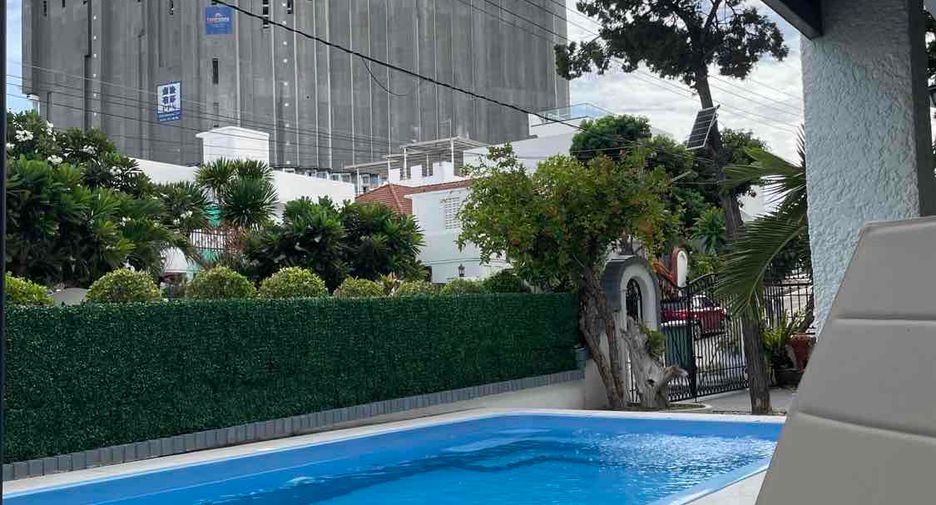 Casa en alquiler de 3 habitaciones en Jomtien, Pattaya
