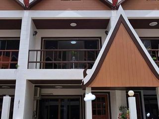 For rent 4 bedrooms townhouse in Bang Lamung, Chonburi