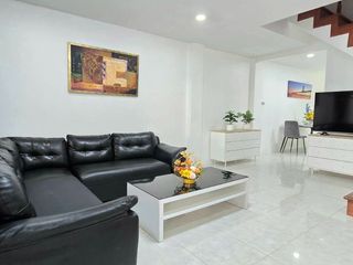 For rent 4 bedrooms townhouse in Bang Lamung, Chonburi