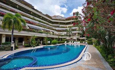 For sale 3 bedrooms condo in Pratumnak, Pattaya
