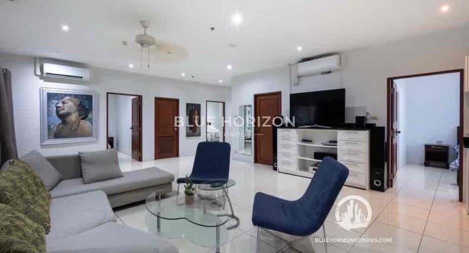 For sale 3 bedrooms condo in Pratumnak, Pattaya