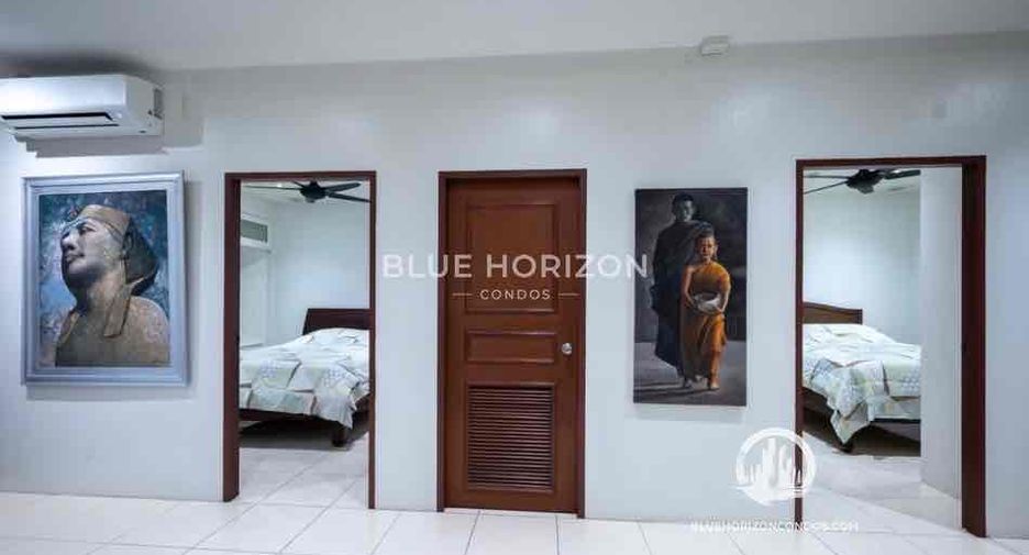 For sale 3 bedrooms condo in Pratumnak, Pattaya