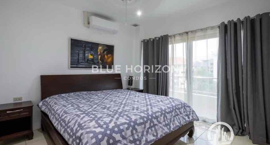 For sale 3 bedrooms condo in Pratumnak, Pattaya
