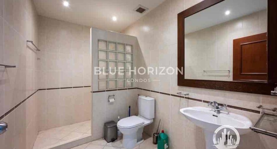 For sale 3 bedrooms condo in Pratumnak, Pattaya