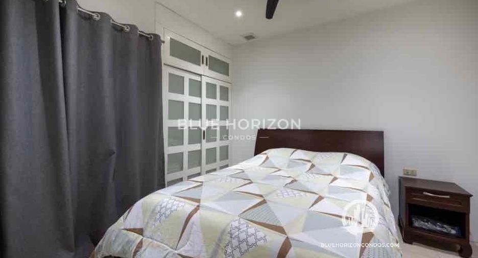 For sale 3 bedrooms condo in Pratumnak, Pattaya