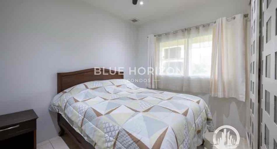 For sale 3 bedrooms condo in Pratumnak, Pattaya