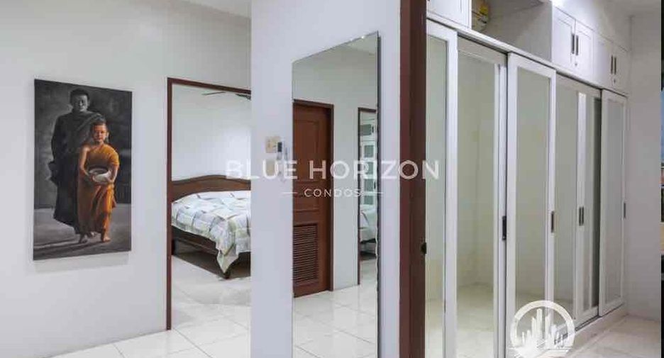 For sale 3 bedrooms condo in Pratumnak, Pattaya