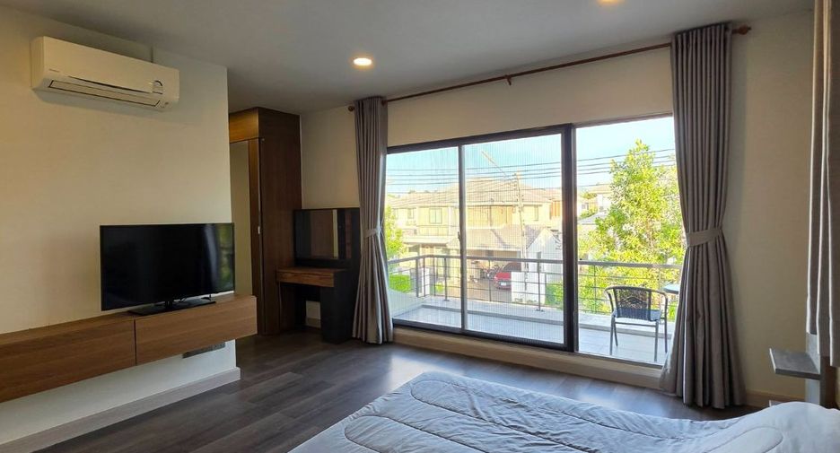 For rent 4 bedrooms house in East Pattaya, Pattaya