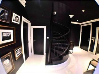 Condo en alquiler y en venta de 2 habitaciones en Khlong Toei, Bangkok