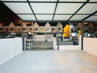 For sale 3 bedrooms townhouse in Bang Lamung, Chonburi