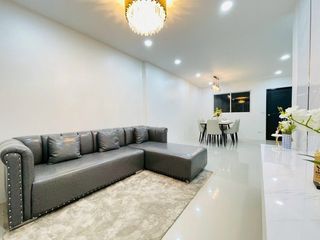 For sale 3 bedrooms townhouse in Bang Lamung, Chonburi