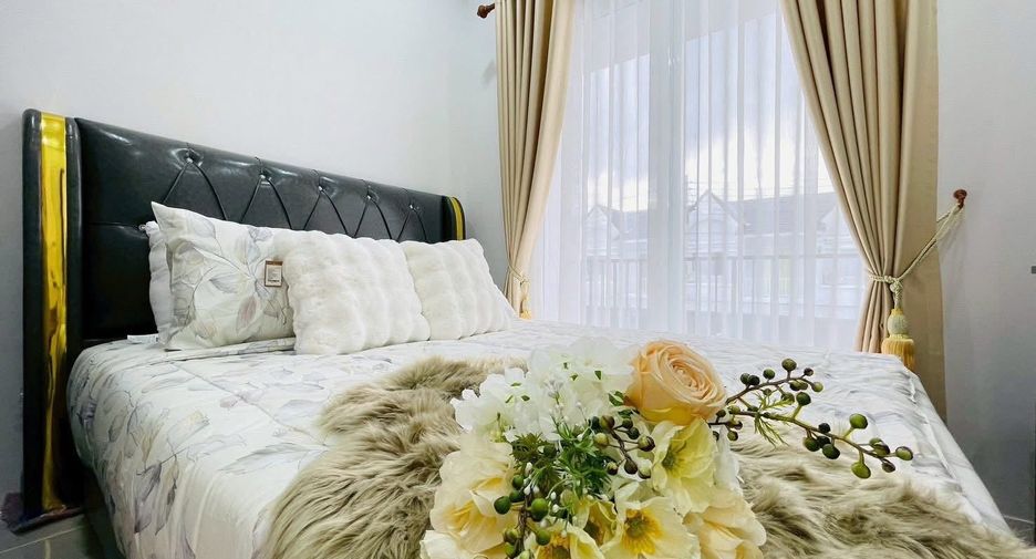 For sale 3 bedrooms townhouse in South Pattaya, Pattaya