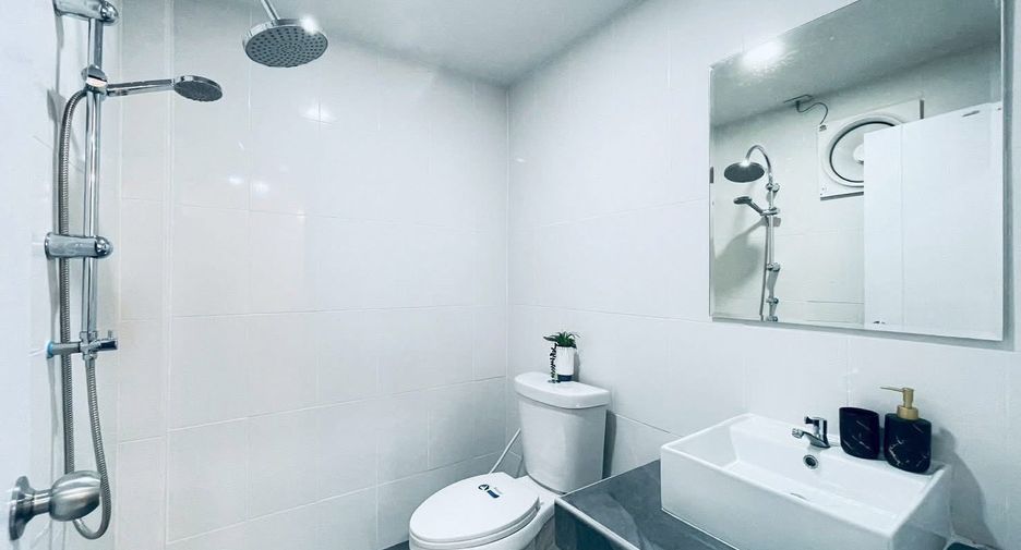 For sale 3 bedrooms townhouse in South Pattaya, Pattaya