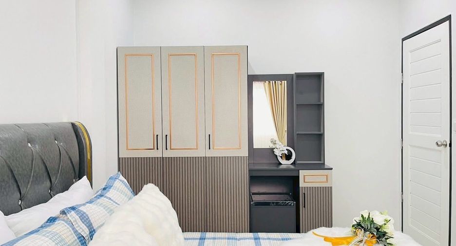 For sale 3 bedrooms townhouse in South Pattaya, Pattaya