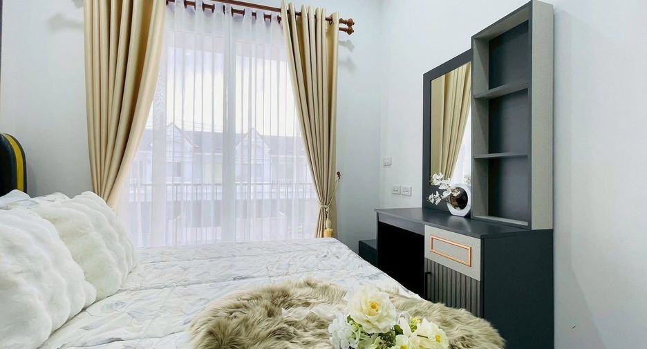 For sale 3 bedrooms townhouse in South Pattaya, Pattaya