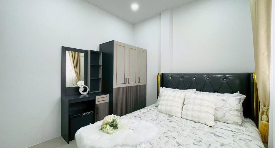 For sale 3 bedrooms townhouse in South Pattaya, Pattaya