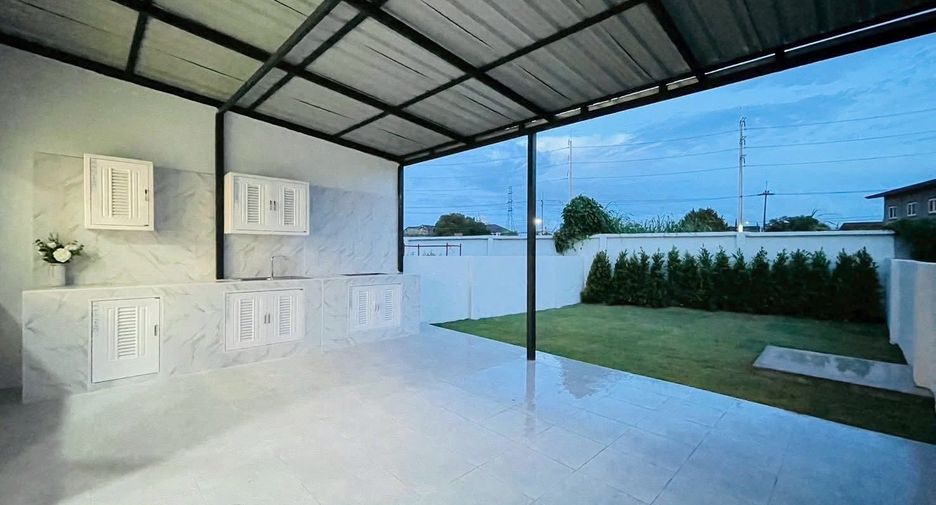 For sale 3 bedrooms townhouse in South Pattaya, Pattaya