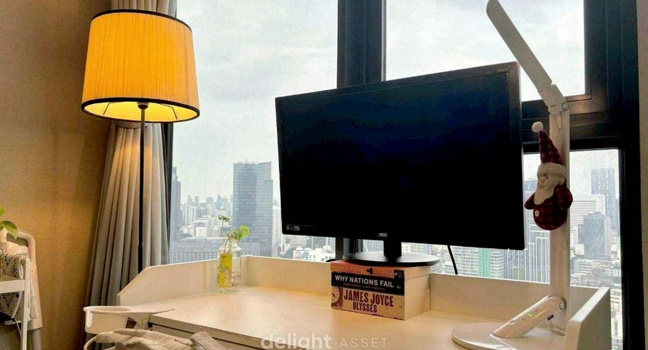 For rent 1 bed condo in Bang Rak, Bangkok