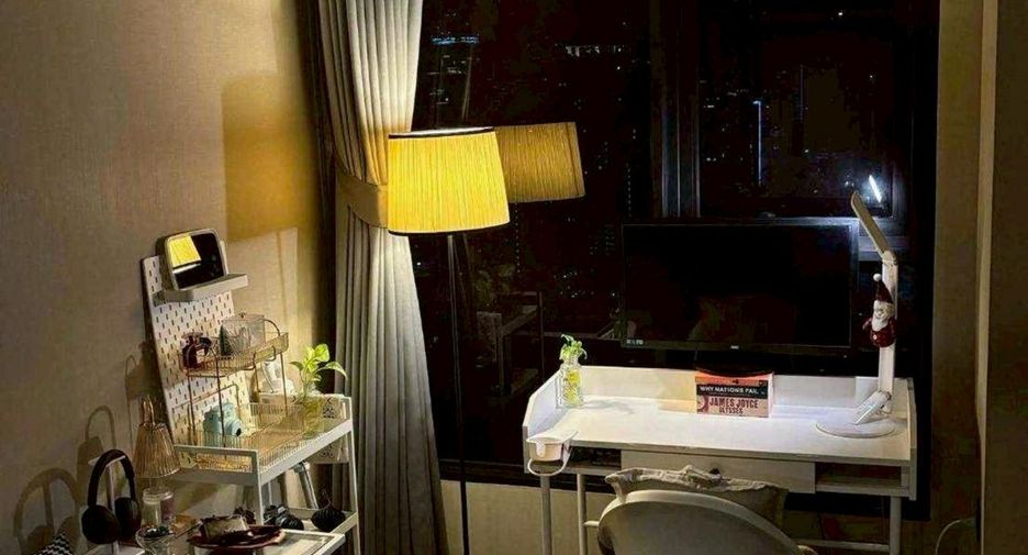 For rent 1 bed condo in Bang Rak, Bangkok