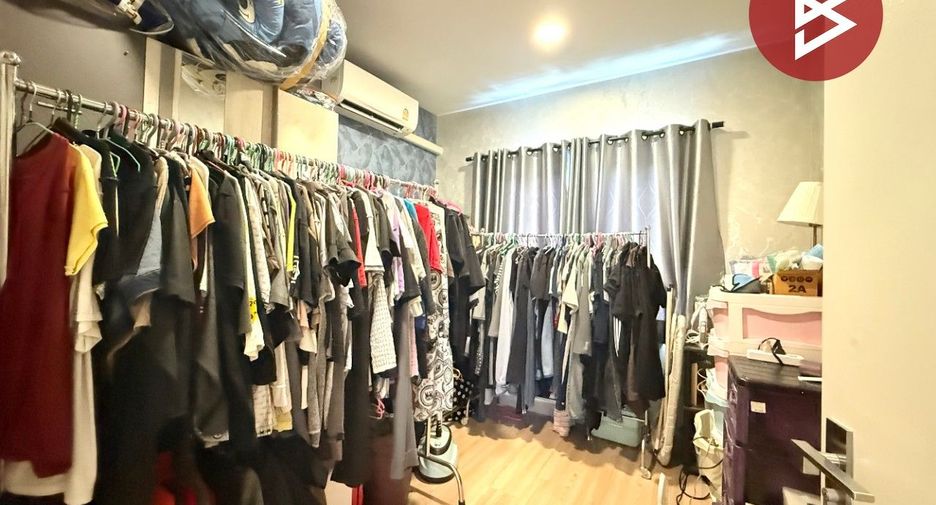 For sale 3 bedrooms townhouse in Bang Phli, Samut Prakan