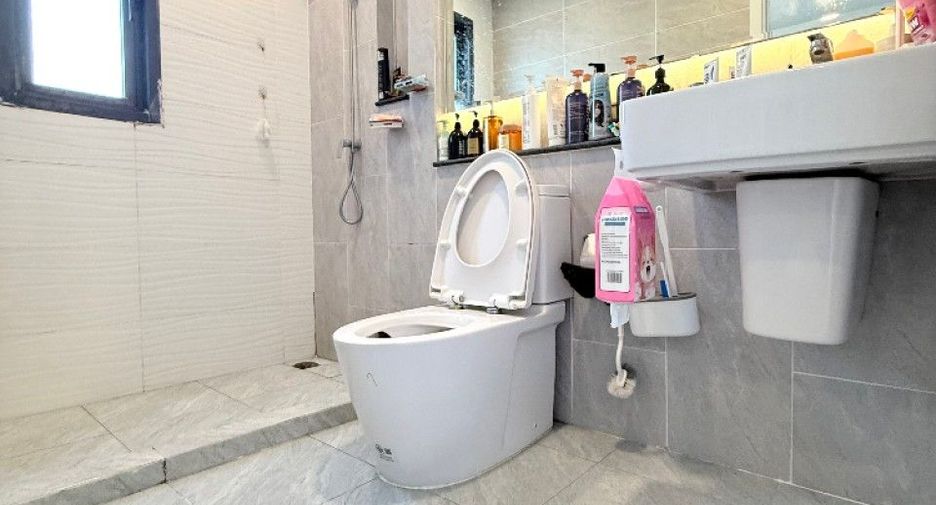 For sale 3 bedrooms townhouse in Bang Phli, Samut Prakan