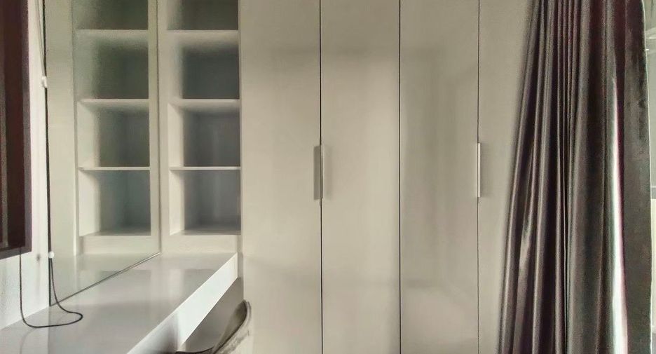 For rent 1 bed condo in Pathum Wan, Bangkok