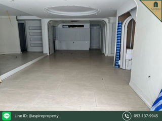 For rent 7 bedrooms house in Pathum Wan, Bangkok
