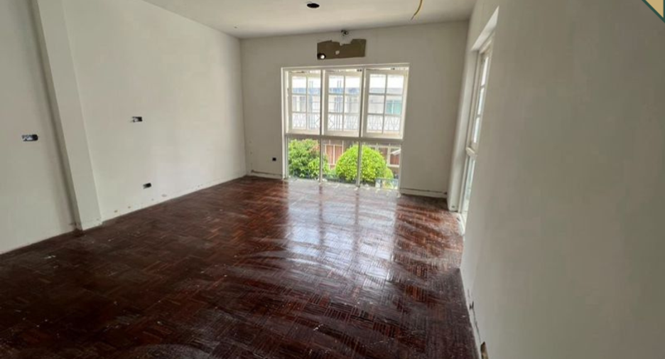For rent 7 bedrooms house in Pathum Wan, Bangkok
